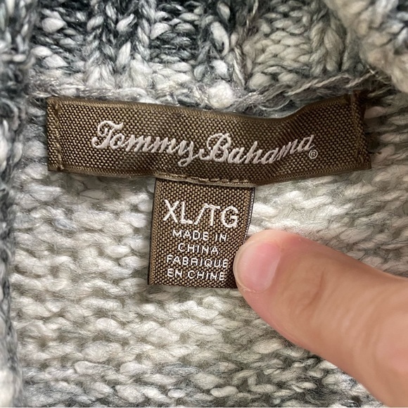 TOMMY BAHAMA Womens Cardigan Long-Sleeve Sweater Pockets, size XL Gray & White - Picture 4 of 7